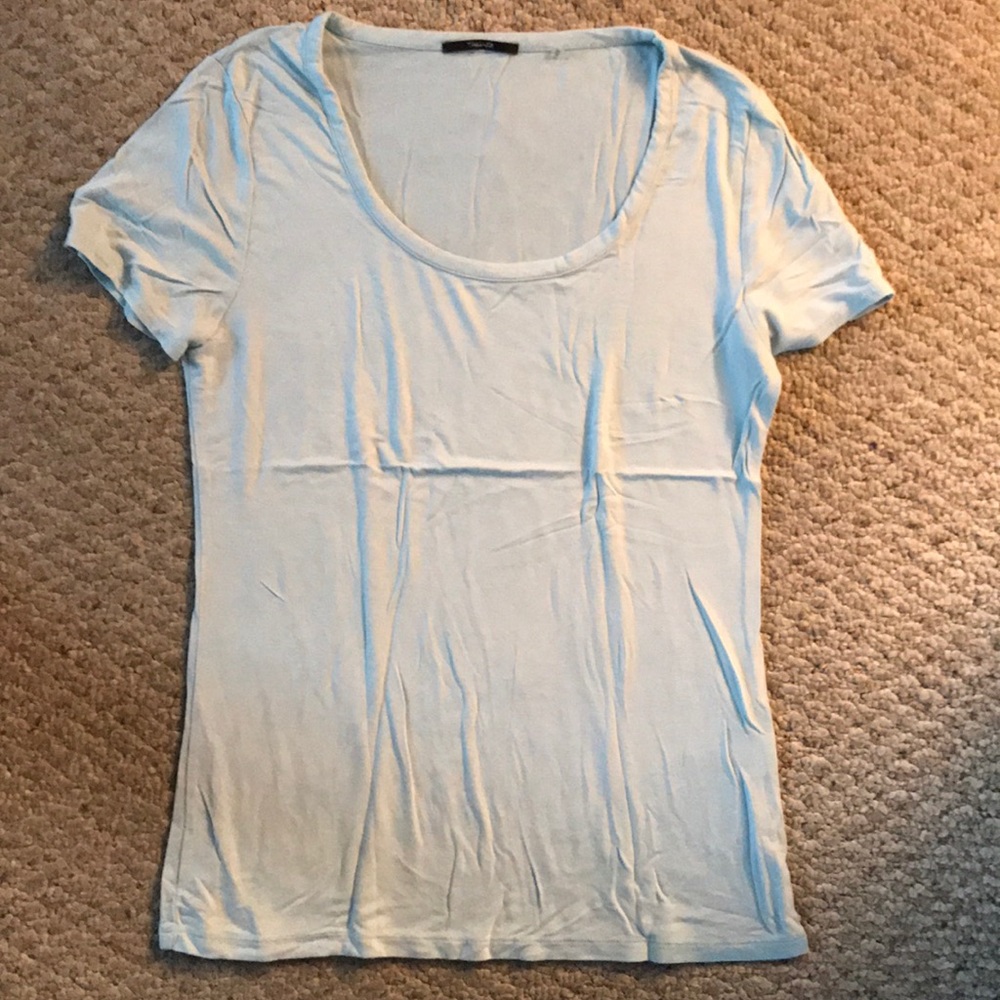 Tahari light blue tee